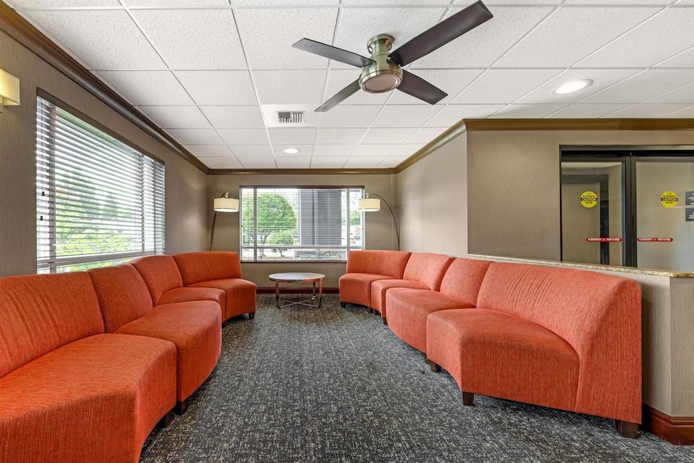 Best Western Cascade Inn & Suites 2