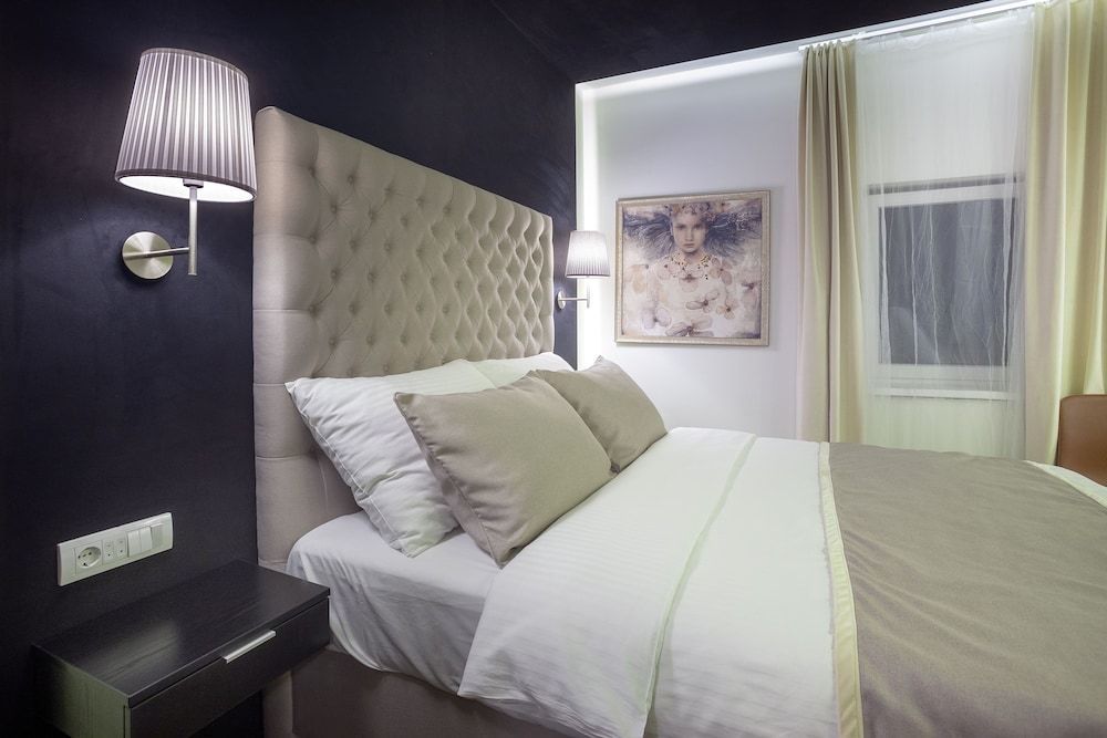 4Rooms 4U 1