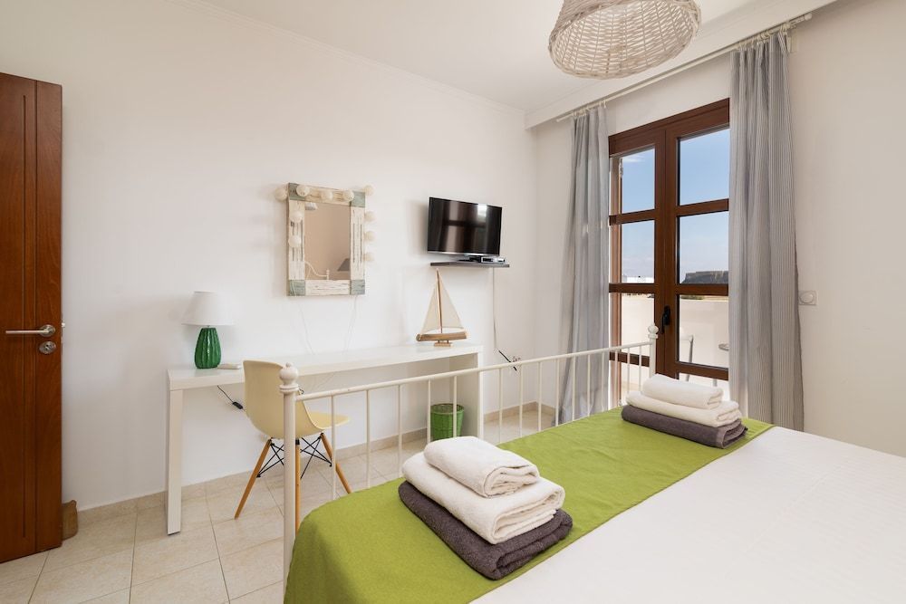 Lindos Aeonian Villas 1