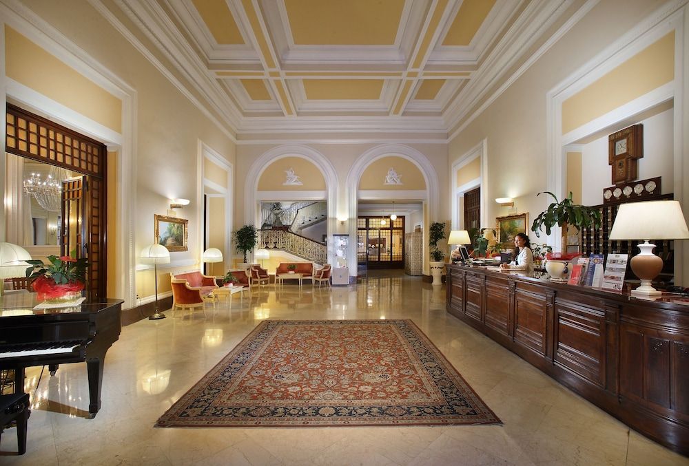 Grand Hotel Plaza & Locanda Maggiore 2