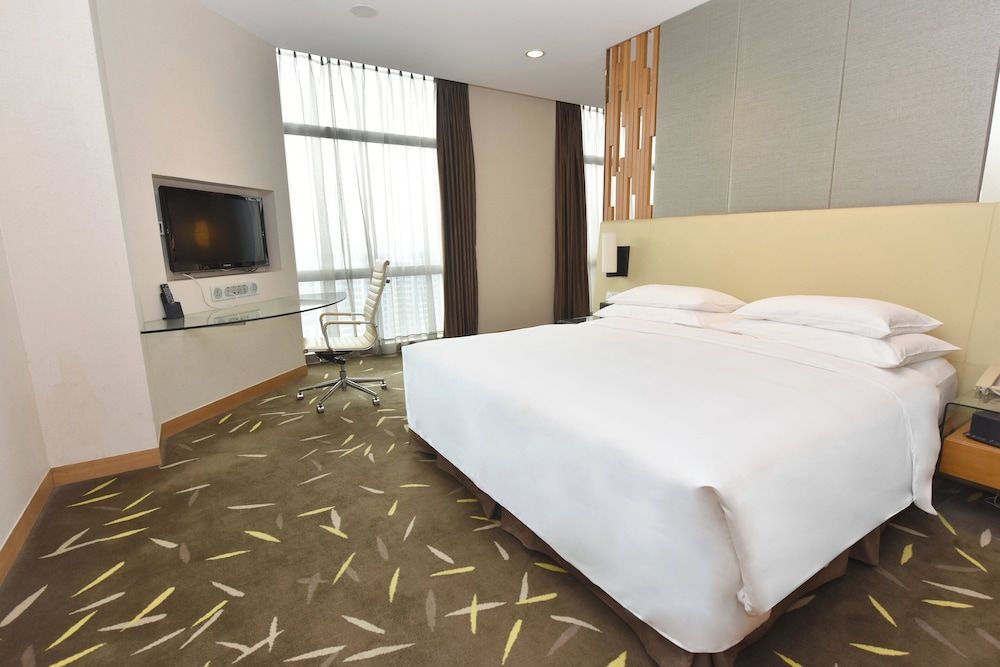 Crowne Plaza ZHONGSHAN WING ON CITY by IHG 1