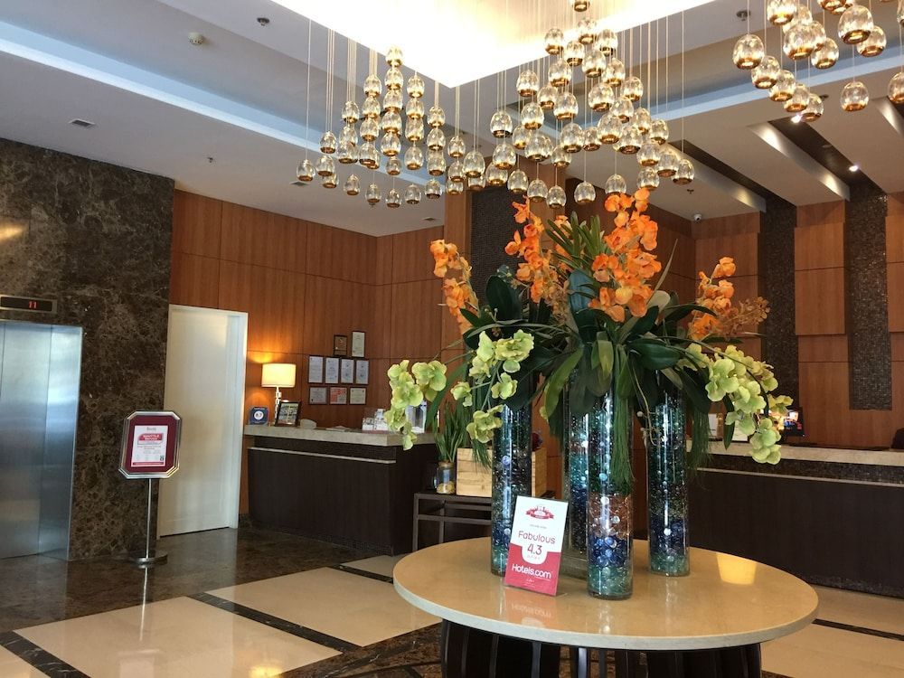 Harolds Hotel Cebu 1