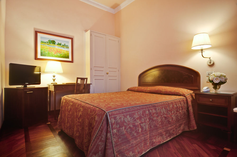 Hotel Pierre 1