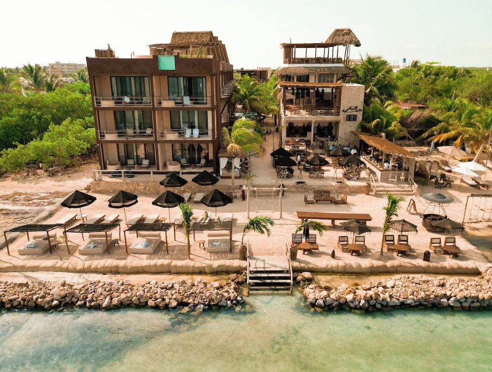 AWA Holbox Hotel Boutique - Beach Front 1