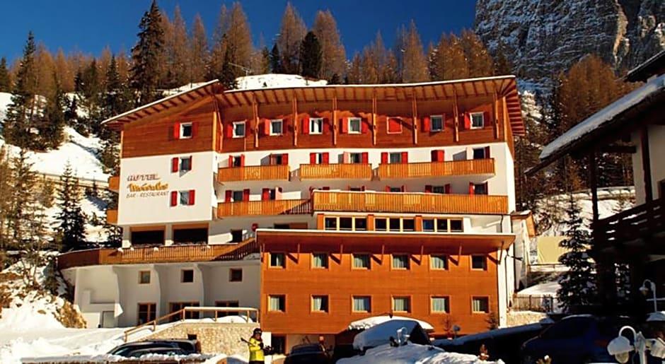 Hotel Meisules 1