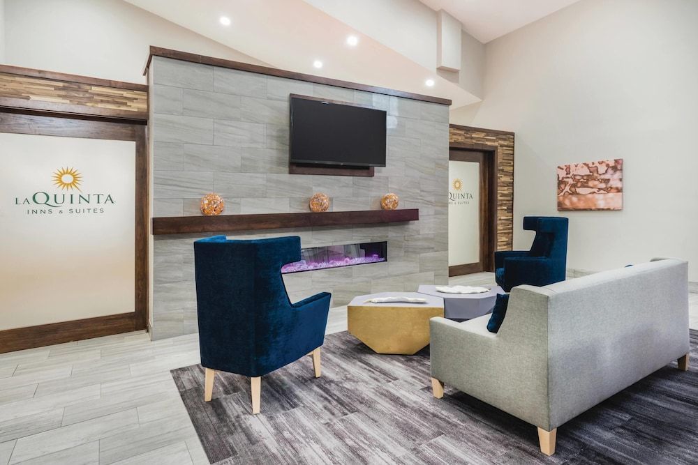 La Quinta Inn & Suites by Wyndham Chattanooga-Hamilton Place 2