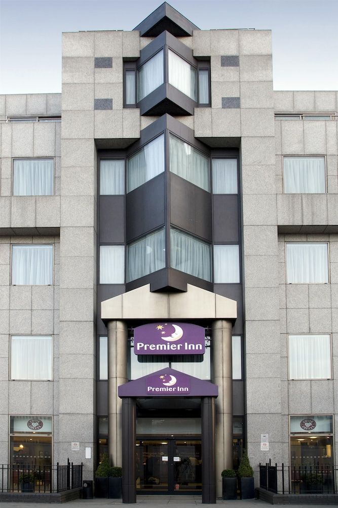 Premier Inn London City - Tower Hill 1
