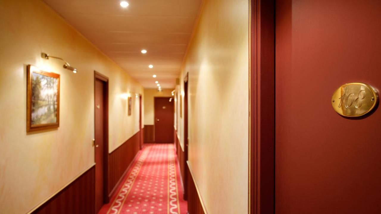 Logis Hôtel restaurant LE MEDICIS 1
