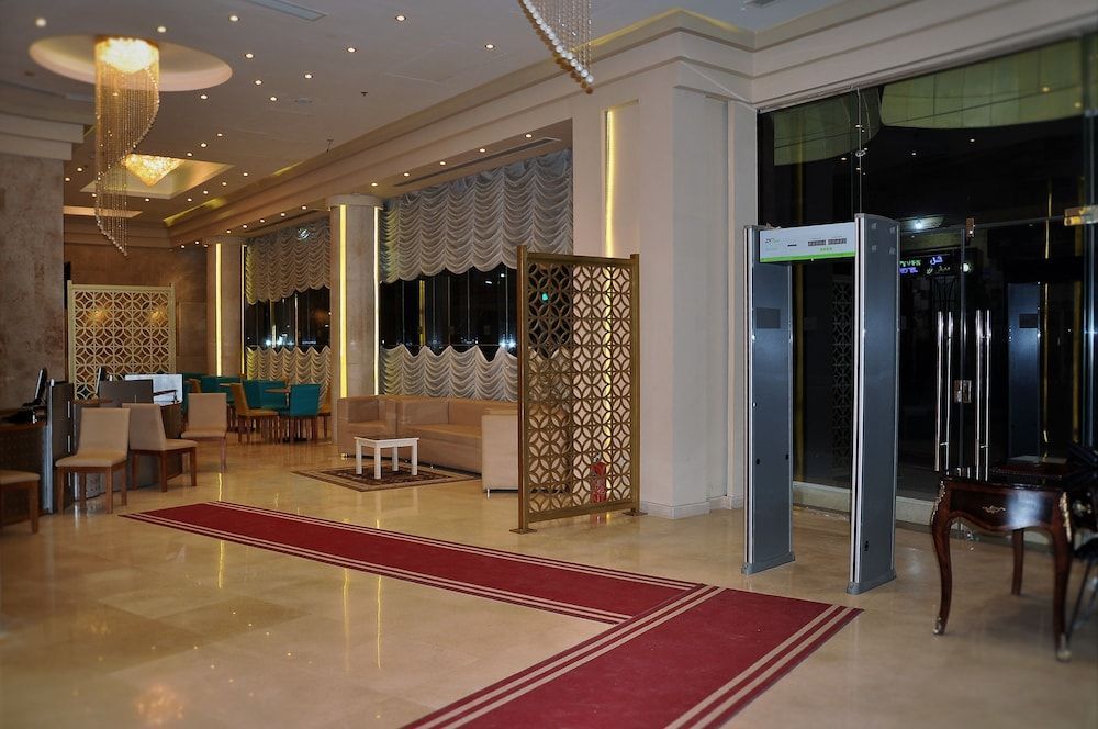 Cleopatra Hotel 2