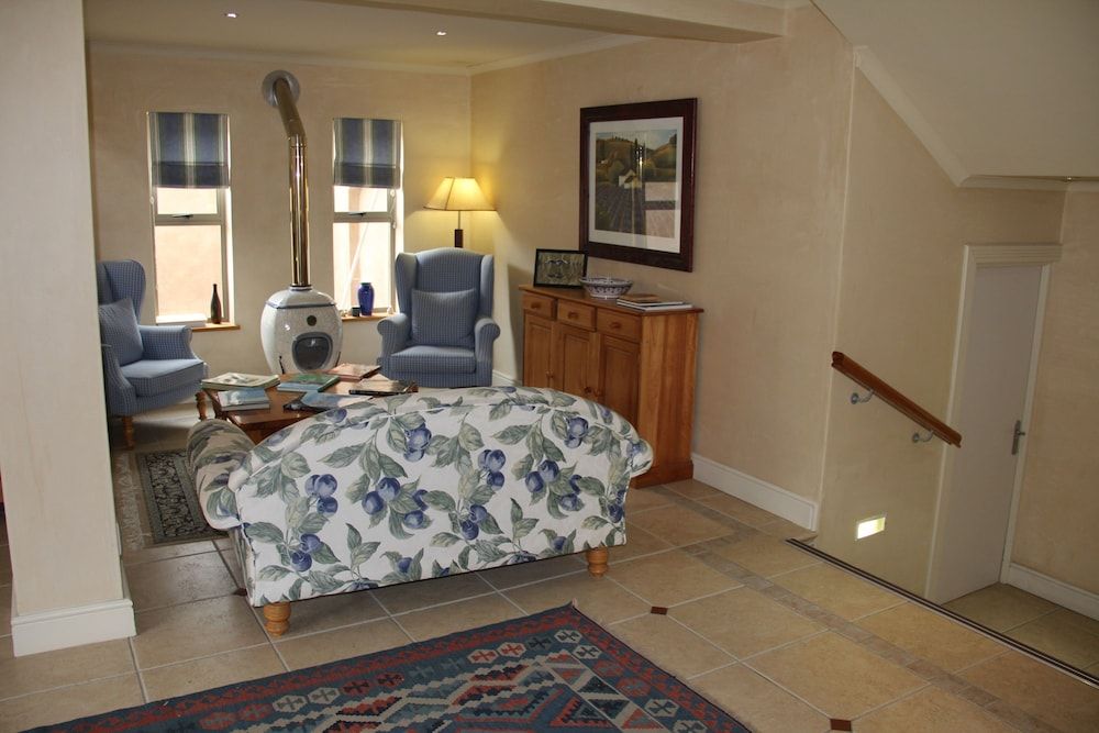 On The Cliff Guest House 2