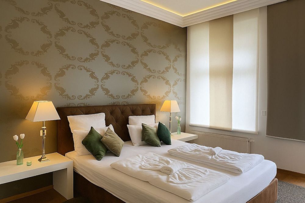 Haven Hotels - Helvetia Suites Düsseldorf City 1