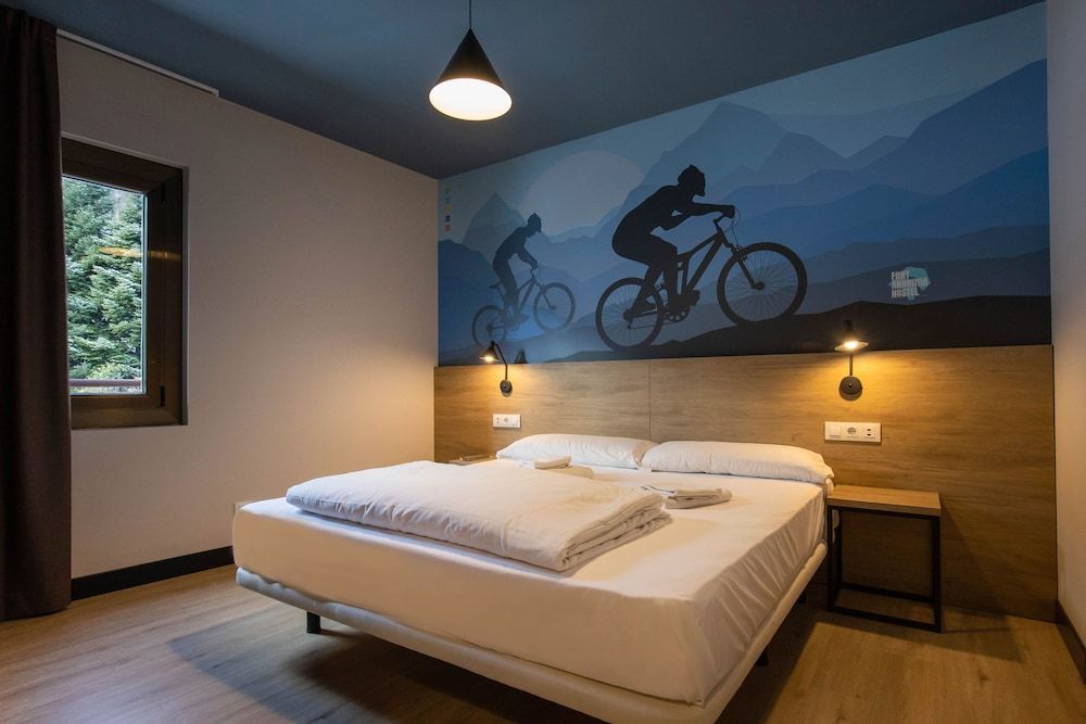 Font Andorra Hostel by Nexta 2