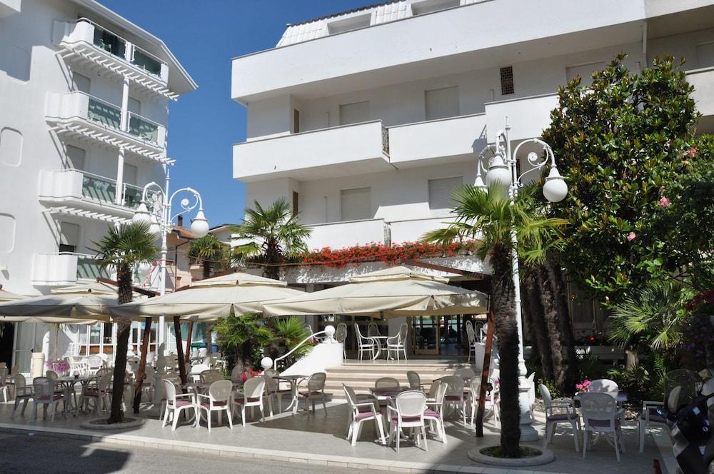 Hotel Giovanella 1