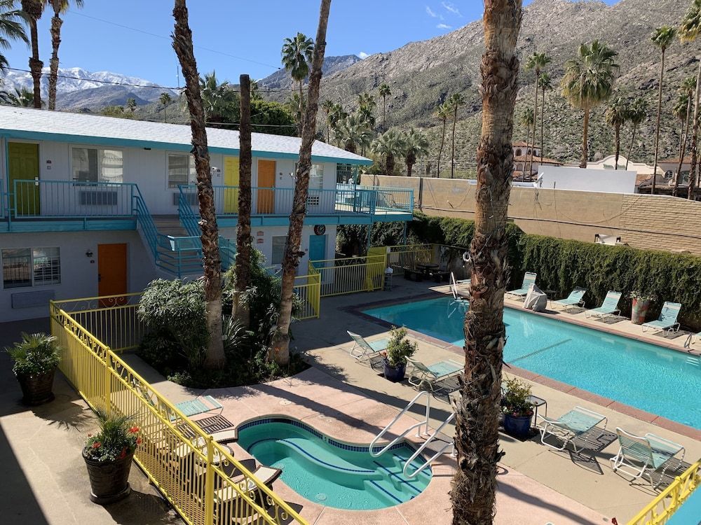 Adara Hotel Palm Springs 1