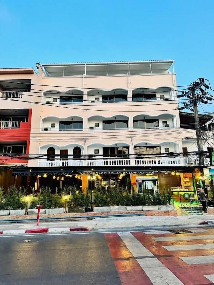 Lime Hotel 1