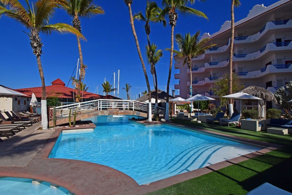 The Westmarine Waterfront Hotel 1