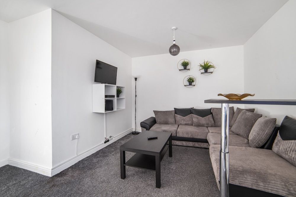 Leicester - Apartment - Sleeps 6 - 97ws 1