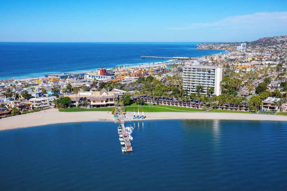 Catamaran Resort Hotel and Spa 1
