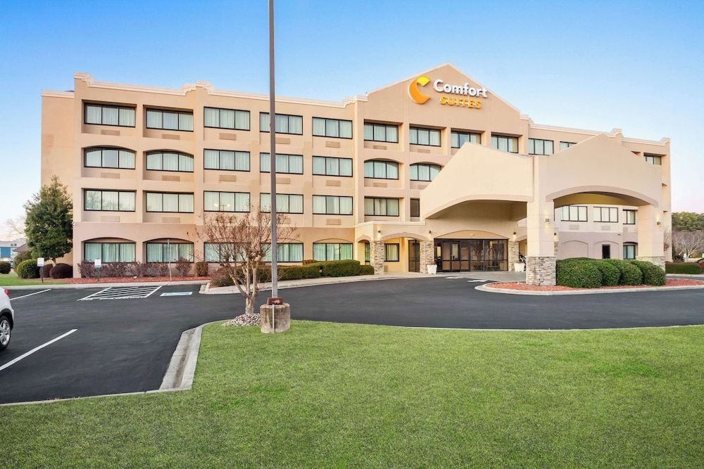 Comfort Suites Lumberton North 1