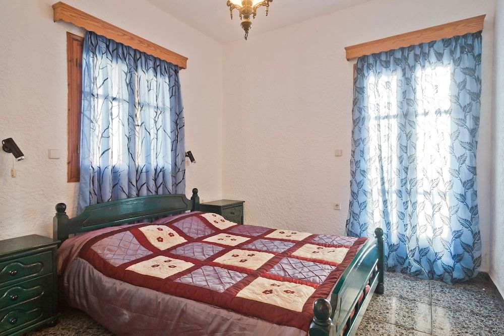 Montemar Studios & Apartments 2