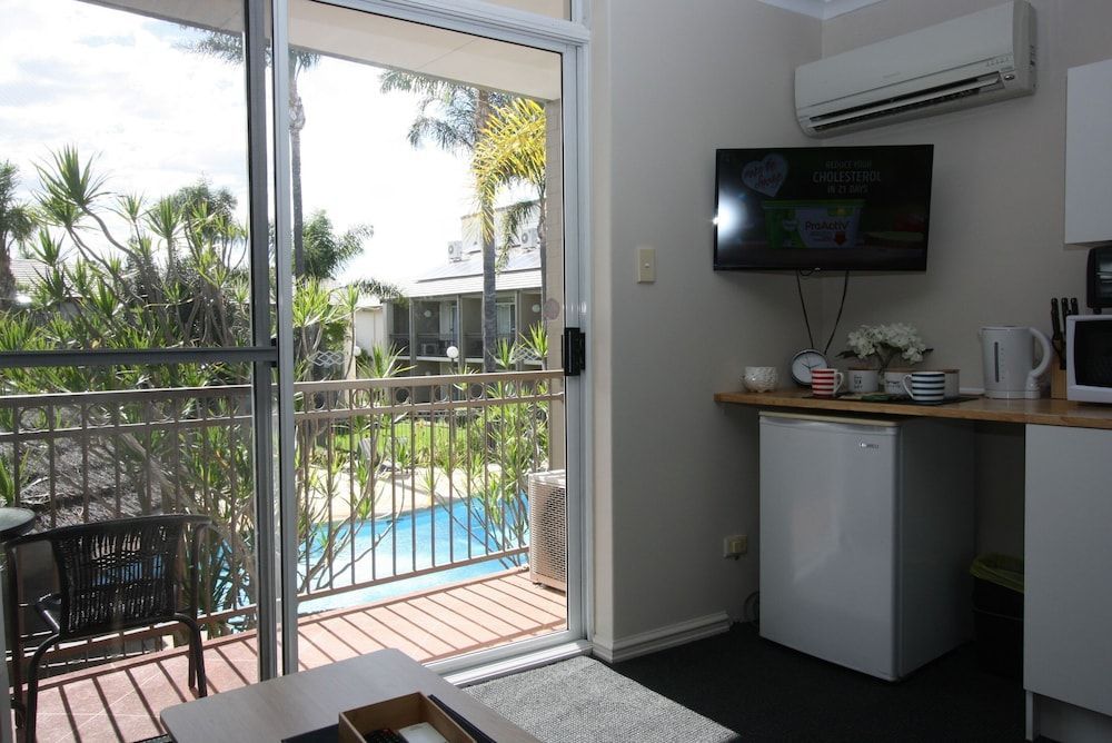 Mandurah Motel and Apartments 2