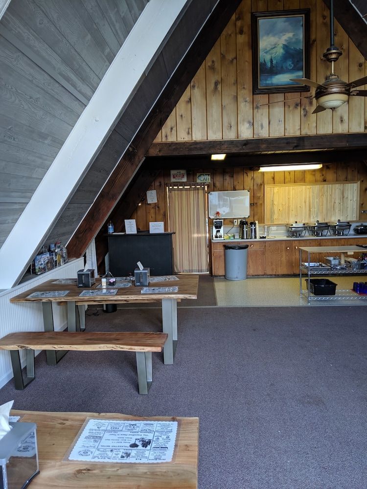 Talkeetna Inn 2