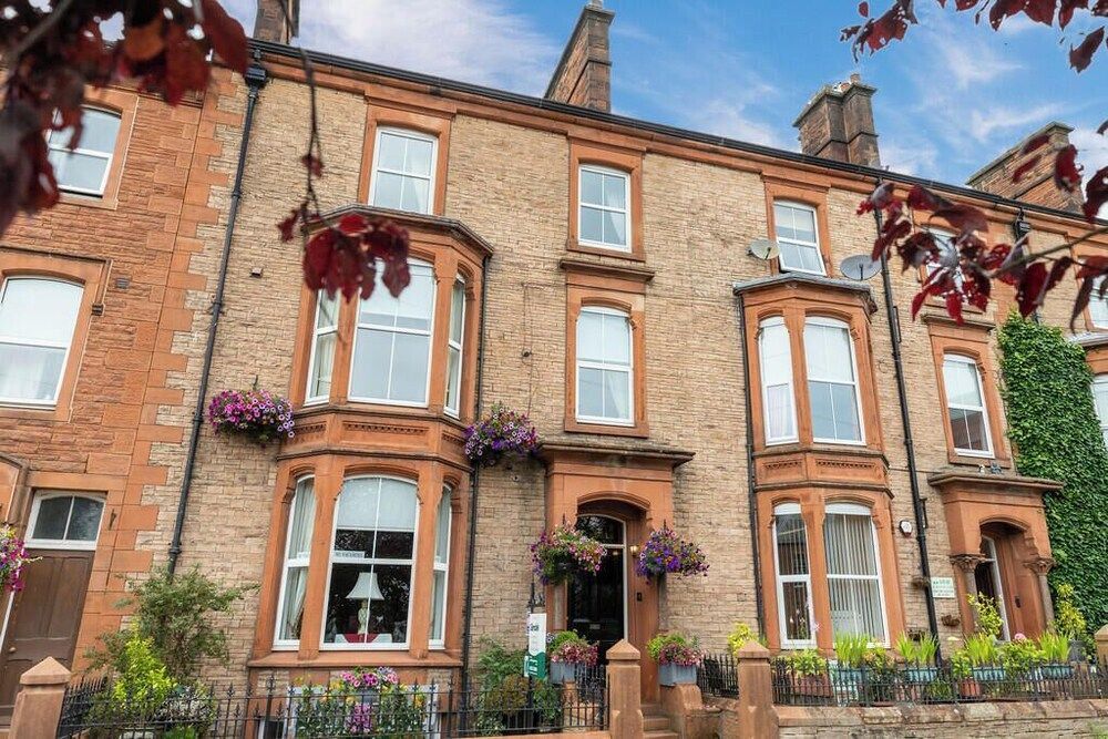 Glendale Guest House 1