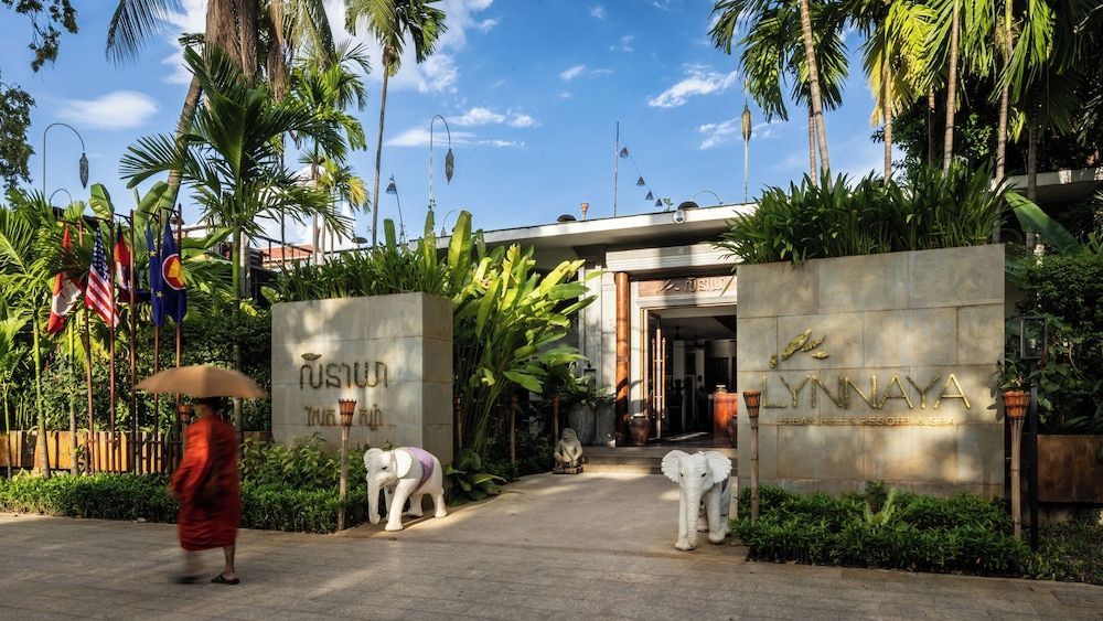 Lynnaya Urban River Resort 1
