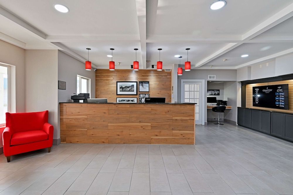 Country Inn & Suites by Radisson, Bloomington-Normal Airport, IL 1