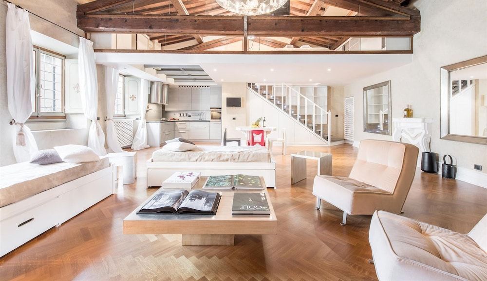 Duomo Luxury Loft by Mmega 1