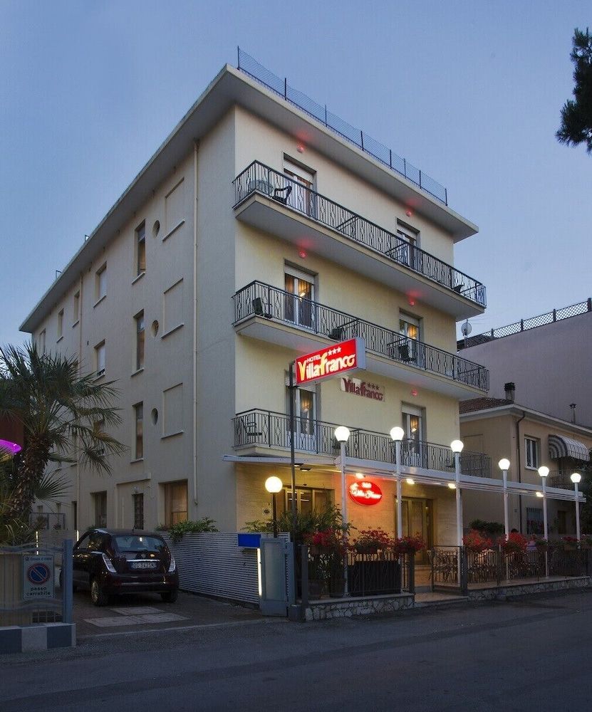 Paris - Rimini - hotel villa franco - Rimini