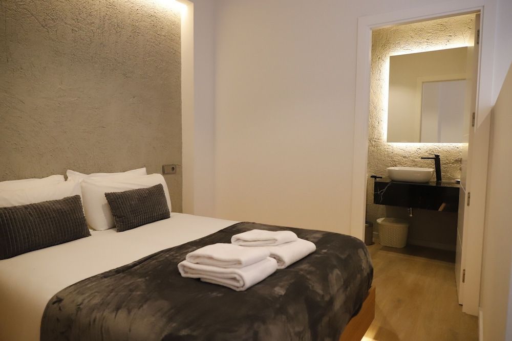 Medina Homes Puente Romano 1