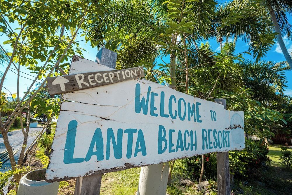 Lanta Beachfront Resort 2