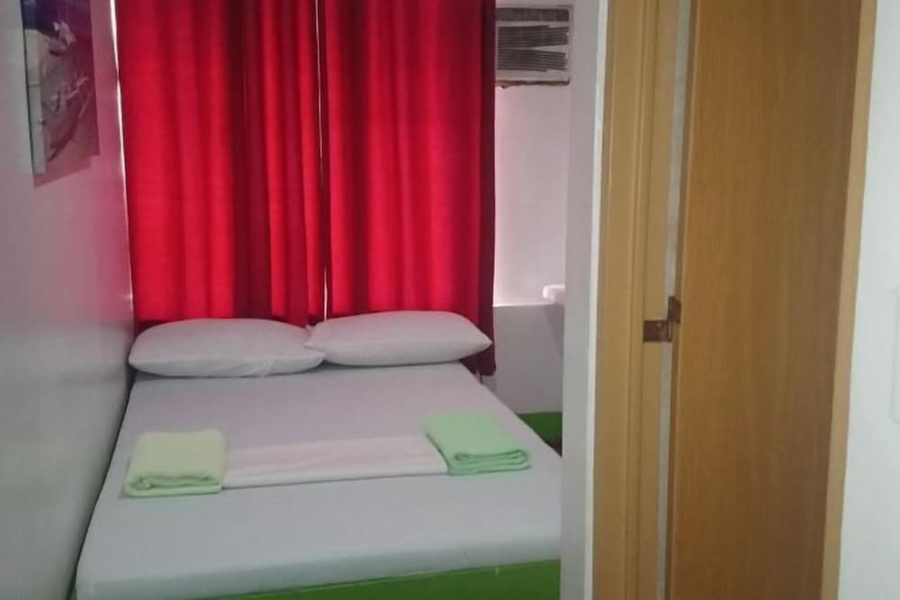 Stay Malate (Wanderers Guest House) 2
