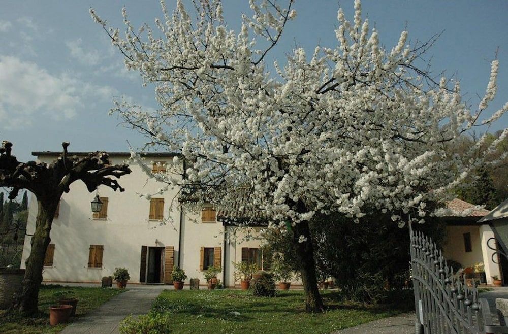 Albergo Volpara 1