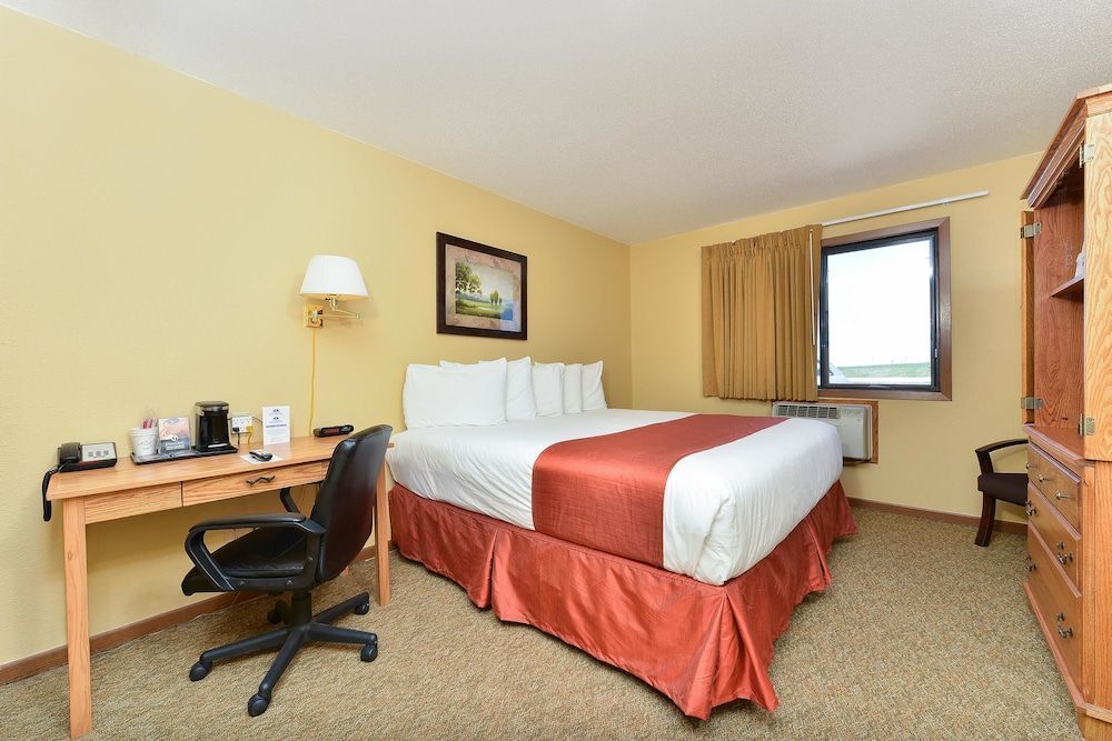 Americas Best Value Inn Kadoka 1