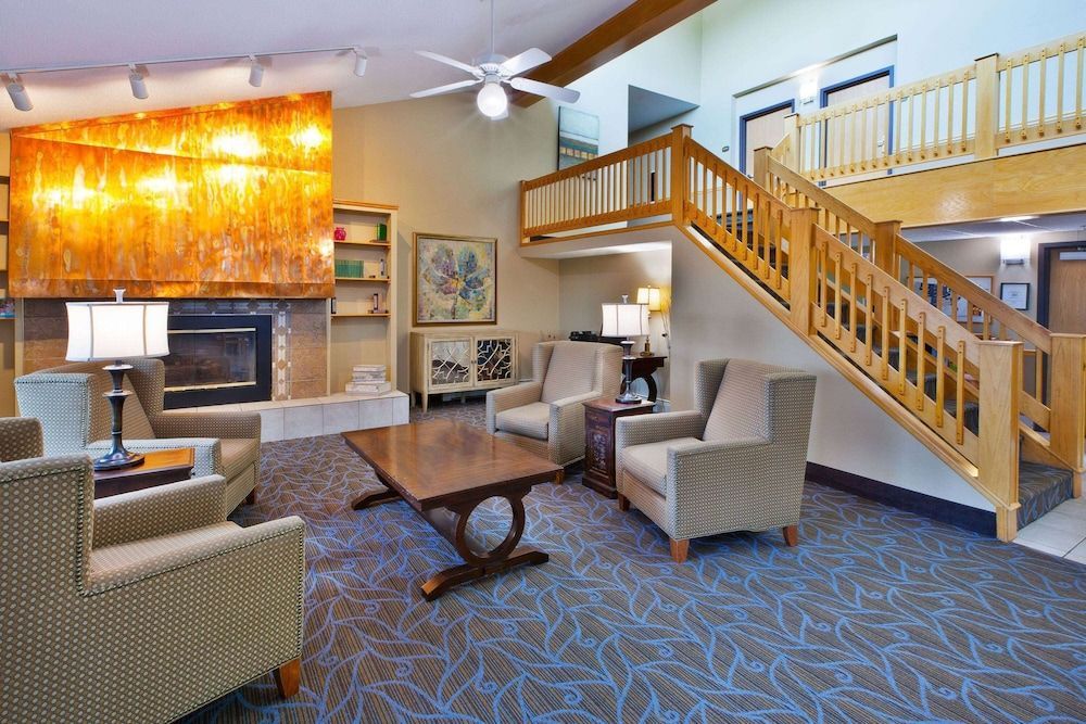 AmericInn by Wyndham Bay City 2