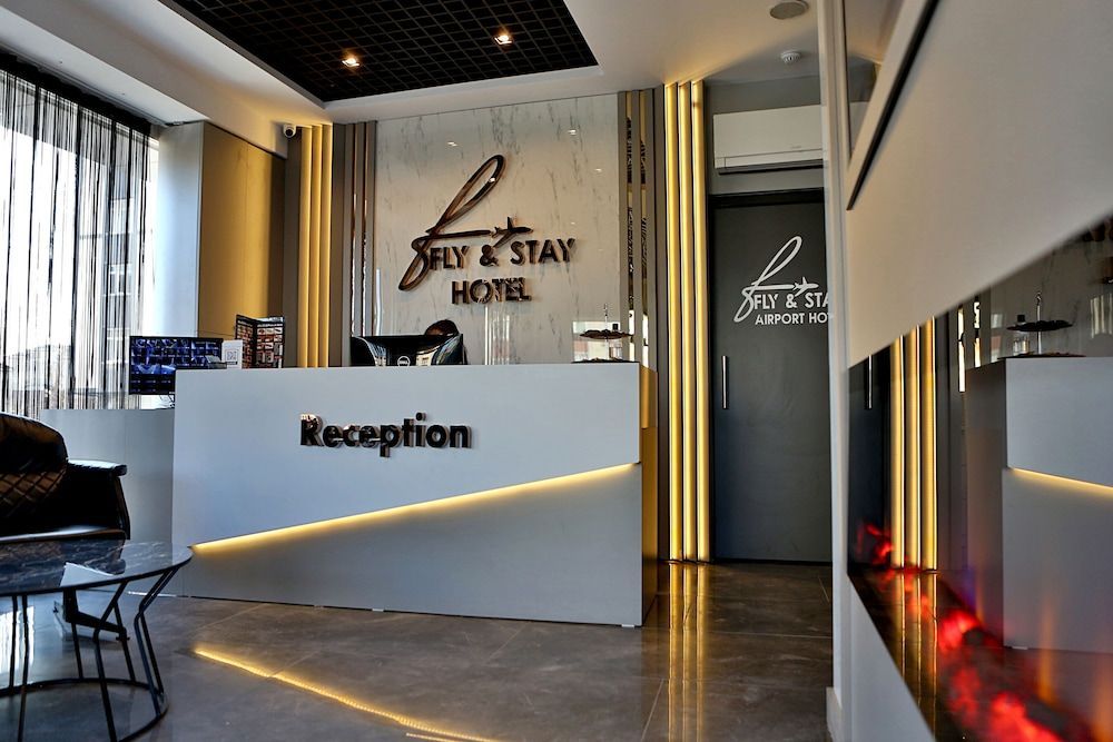 Fly And Stay Airport Hotel 2