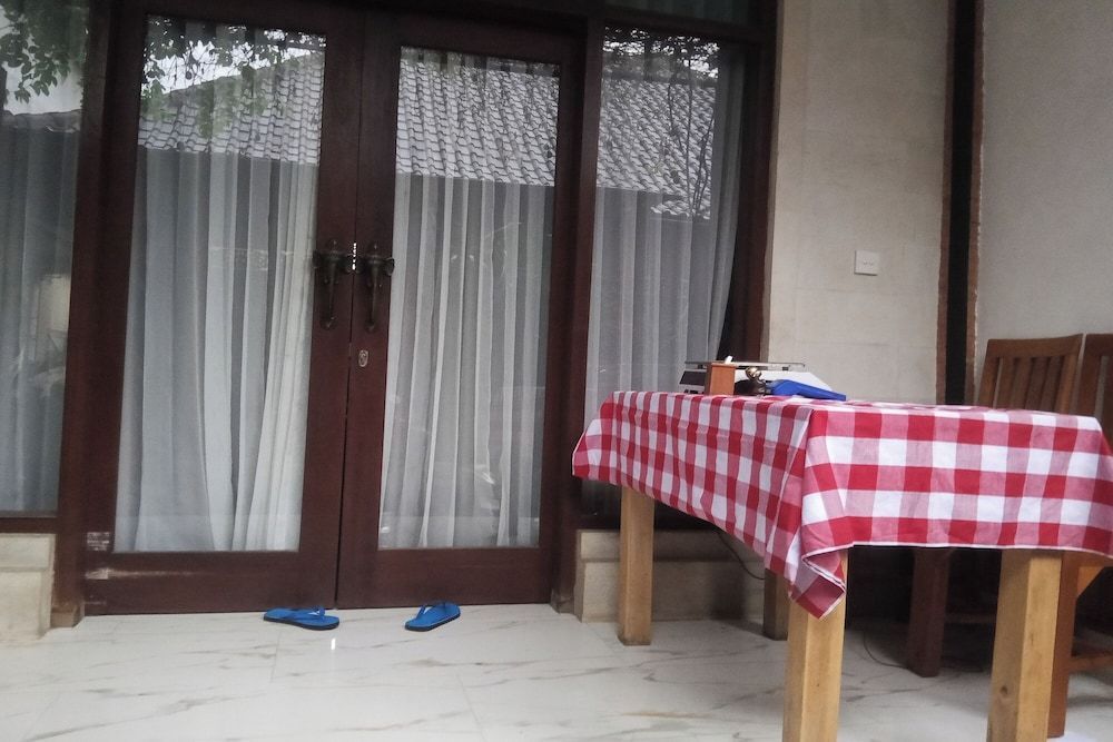 Bhuana Shanti Homestay Ubud 2
