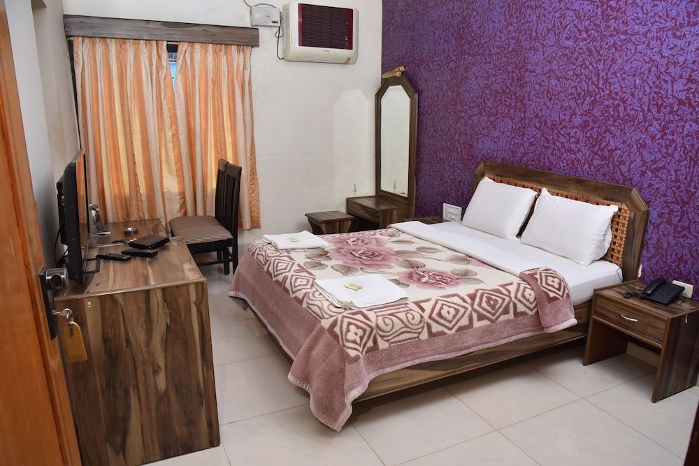 Hotel Ashlesh Manipal 1