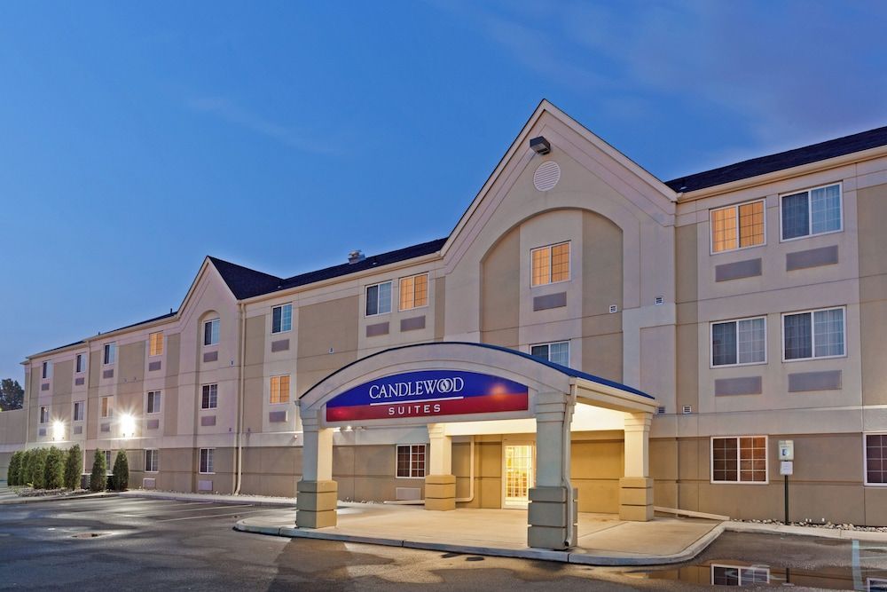 Candlewood Suites SECAUCUS - MEADOWLANDS by IHG 1