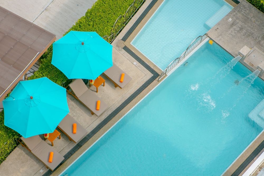 Recenta Suite Phuket Suanluang 1