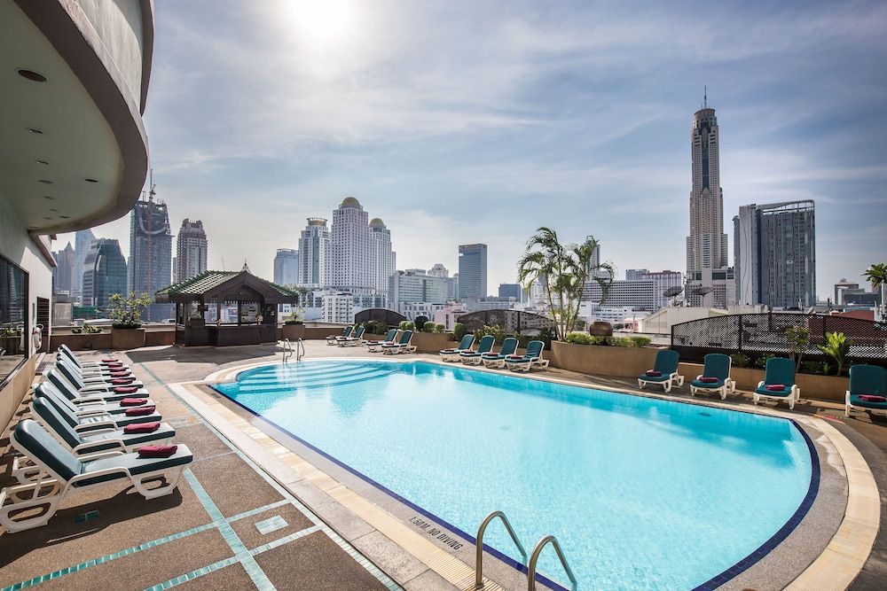 Ramada by Wyndham D MA Bangkok 1