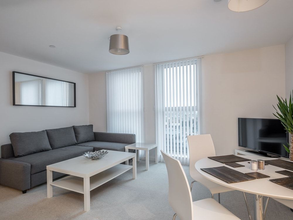 Luxury City View 1
