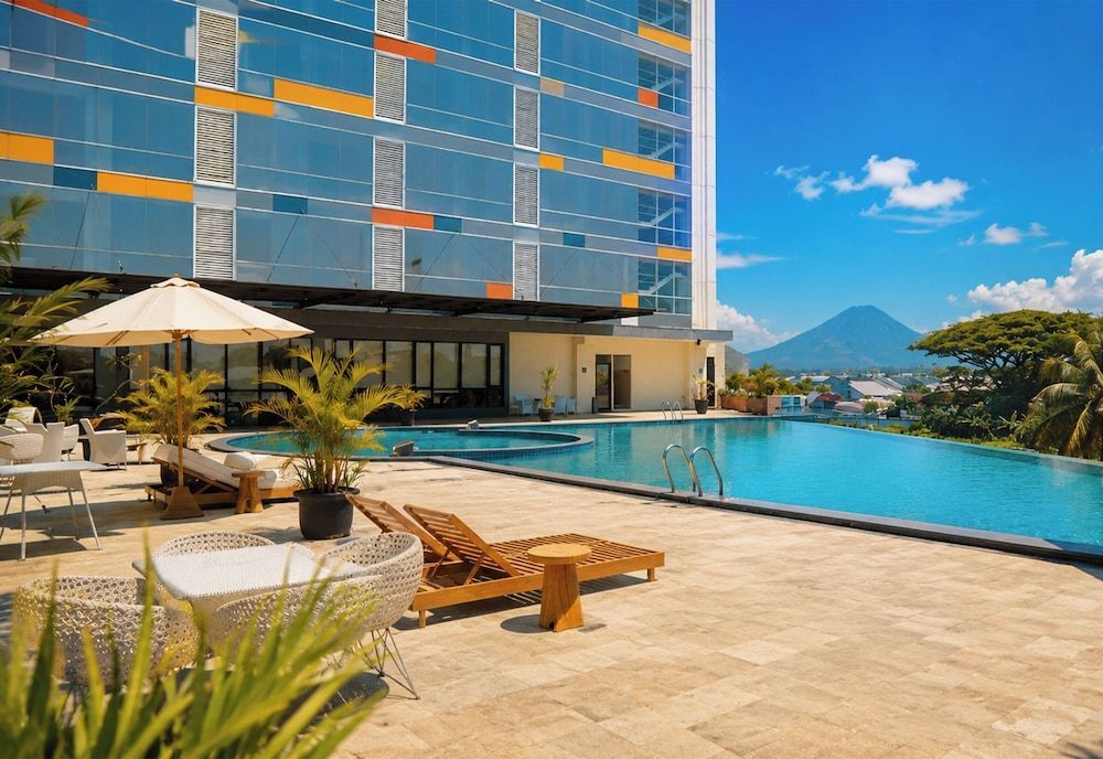 Ascent Premiere Hotel and Convention 1