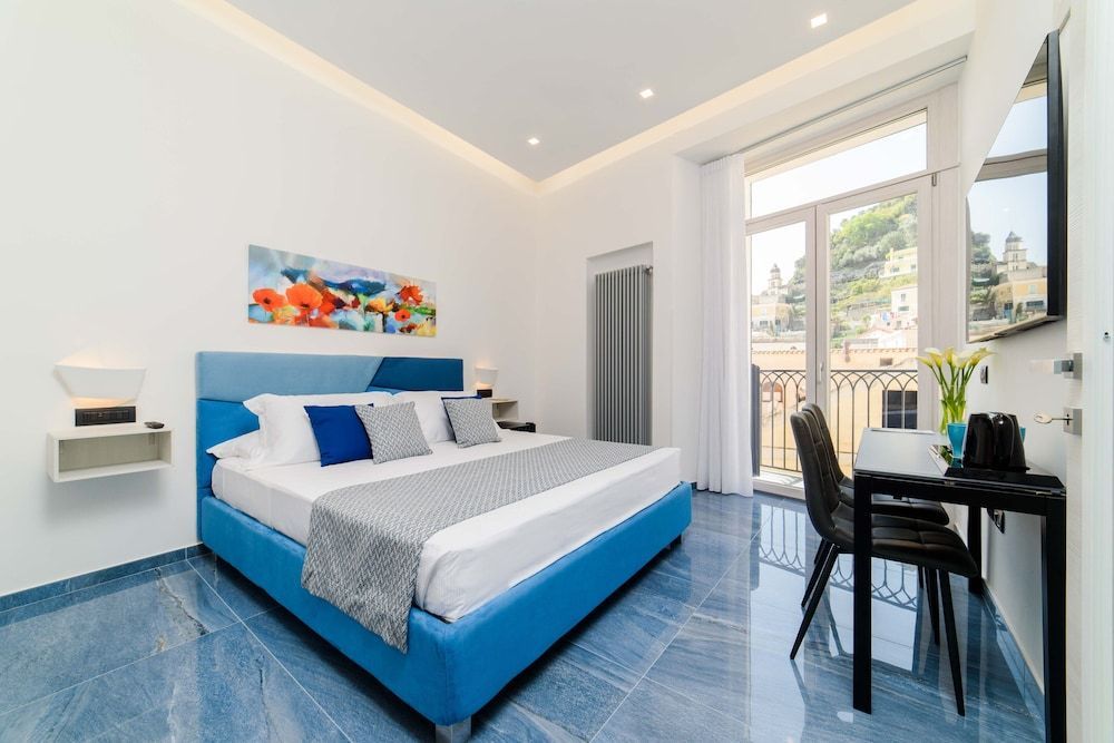 Cloister Suites Amalfi 1