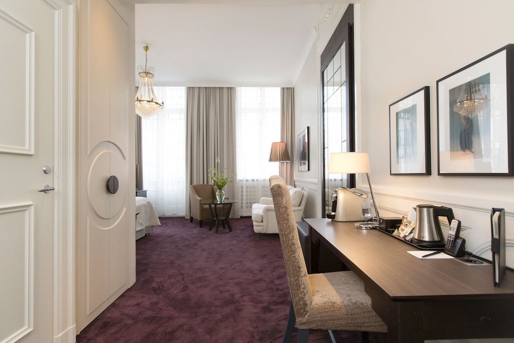 Elite Hotel Savoy 2