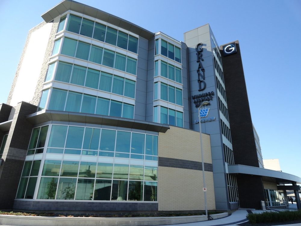 The Grand Winnipeg Airport Hotel by Lakeview 1