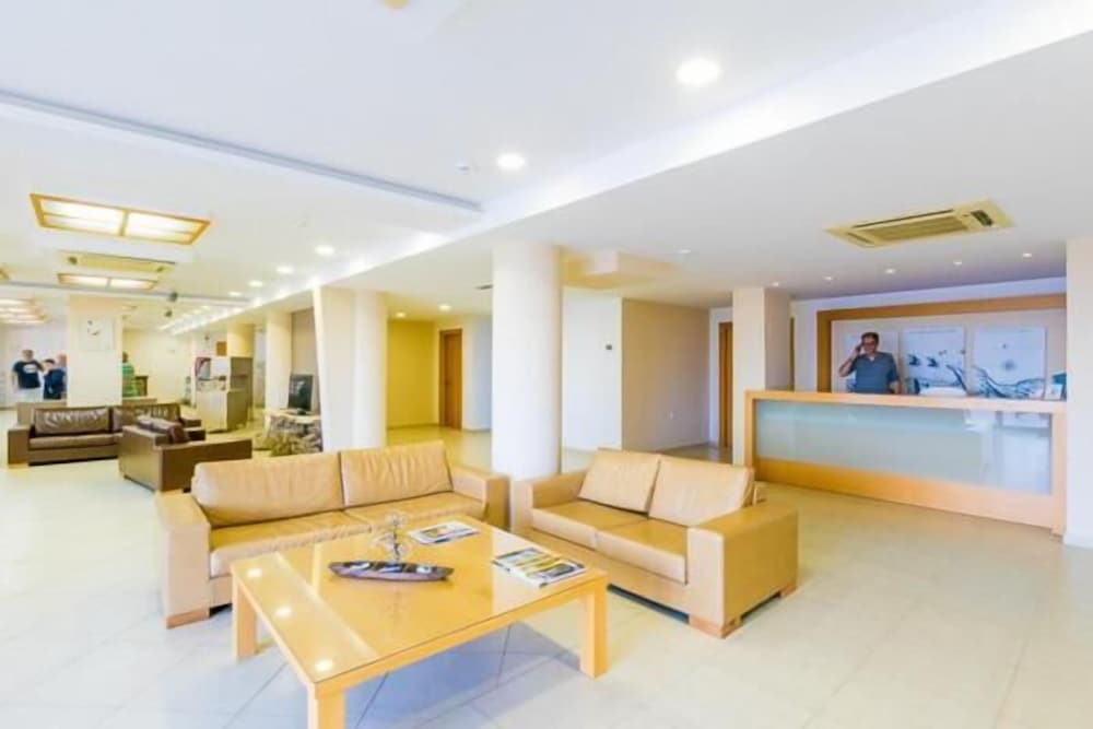 Triton Beachfront Village Hotel 2
