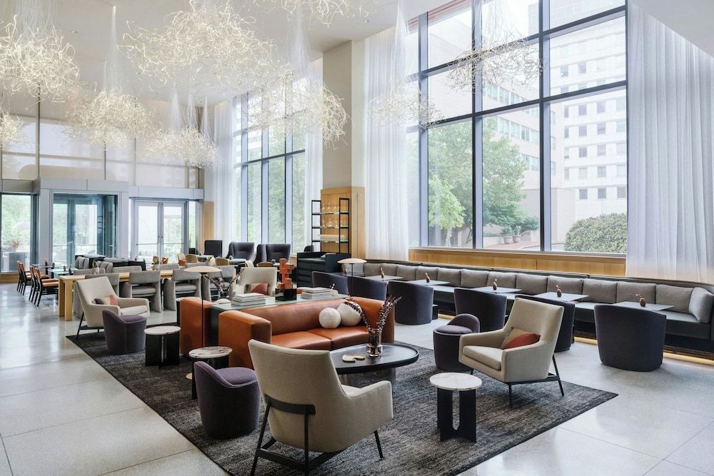 AC Hotel by Marriott Bethesda Downtown 2
